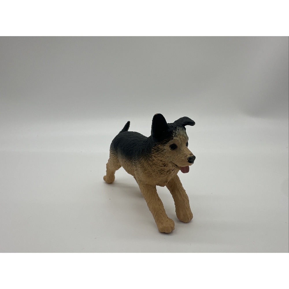 Safari Ltd Puppy Running German 0715 Shepherd Dog Figure PVC Toy Figurine 2013